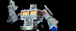 Labels for AOTP G1 Universe Toy Ultra Magnus
